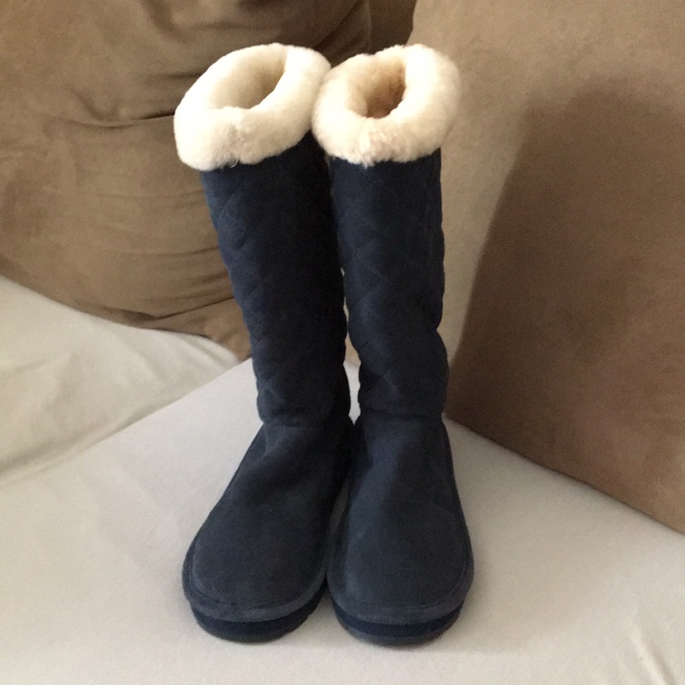 Michael Kors suede boots with fur